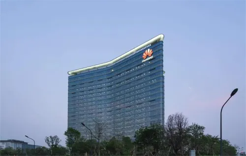 BESTEN fashion Light Residence(Tianan Cloud Park Industrial Park Store, Bantian) Featured Photos