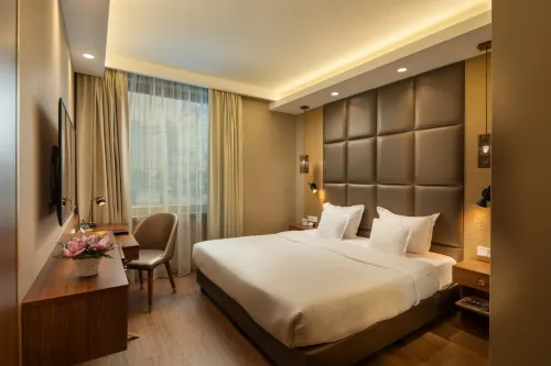 Continental Hotel Budapest Rooms Photos