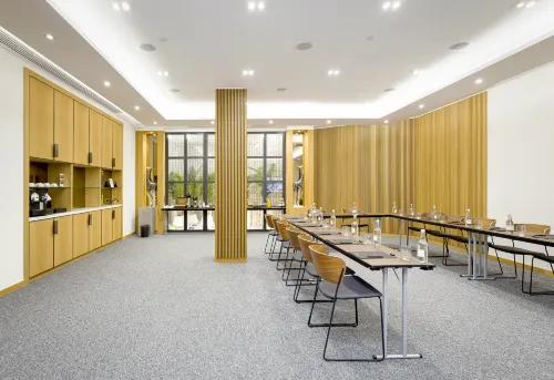 H10 London Waterloo Hotel Business Facilities Photos