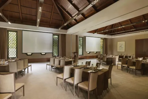 Raffles Hainan Clear Water Bay Business Facilities Photos