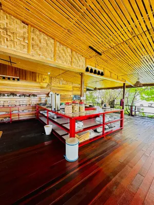 Nusakuya Resort Dining Photos