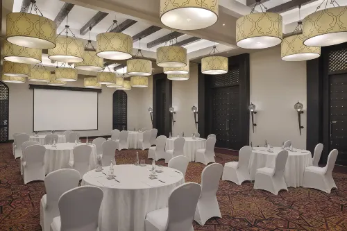 Aldhafra Resort, Vignette Collection by IHG مرافق الأعمال Photos