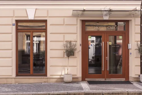 Hotel Carol Exterior Photos