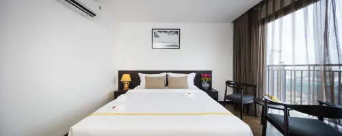 Khách sạn Meriton Phòng Photos