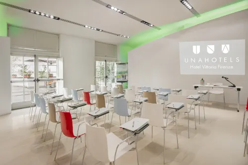 UNA HOTELS Vittoria Firenze Business Photos