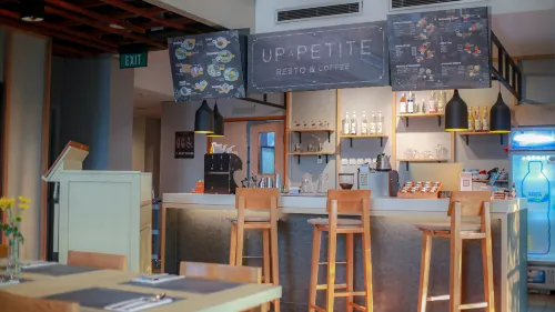 Up-Peak Hotel Simpang Lima Semarang Powered by Archipelago Unggulan Photos