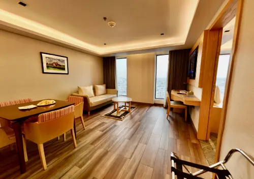 HANSA- A Premium Residence Rooms Photos