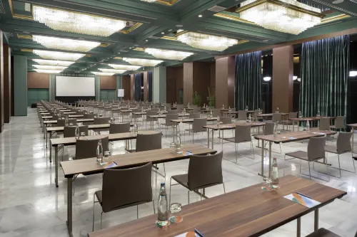 Meliá Milano Business Facilities Photos