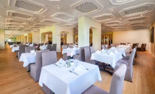 Wyndham Garden Lahnstein Koblenz Restauration Photos