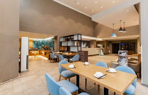 Yixuan Hotel (Fuzhou Sanfang Qixiang Dongmen Subway Station Store) Dining Photos