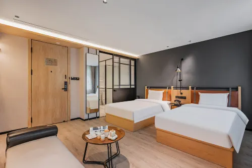 CHENS Hotel (Kuanzhai Alley People's Park Subway Station) Rooms Photos