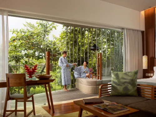 Maya Sanur Resort & Spa Kamar Photos