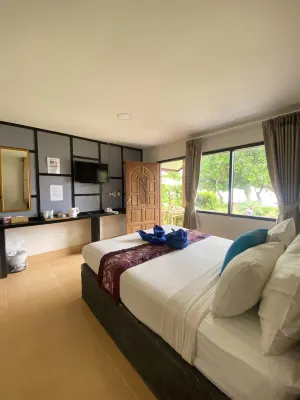 Phi Phi Nice Beach Resort Featured Photos
