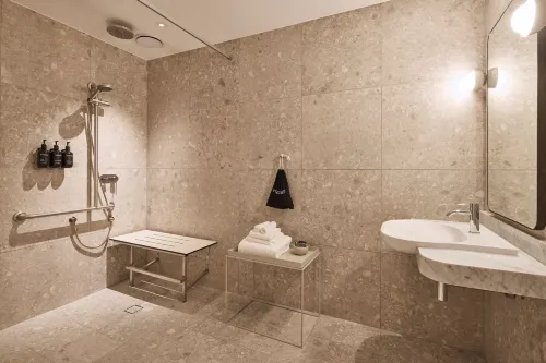 Rydges Melbourne an EVT hotel Rooms Photos
