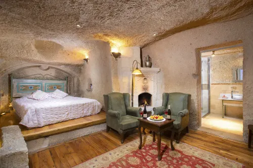 Terra Cave Hotel Zimmer Photos