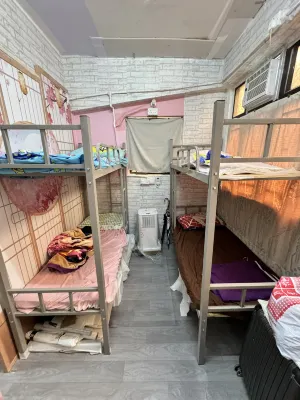 HK Hostel Rooms Photos