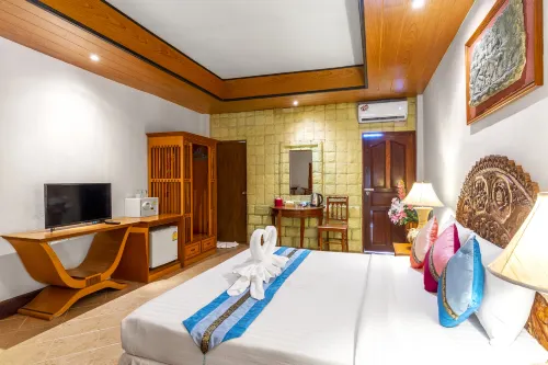 Coconut Beach Resort, Koh Chang Kamar Photos