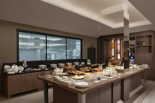 Courtyard by Marriott Paris Porte de Versailles Restauration Photos