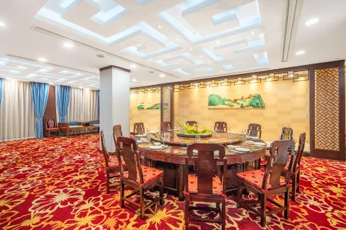 Redstar Culture Hotel Dining Photos