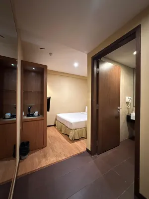 Likas Square Serviced Apartment Rooms Photos