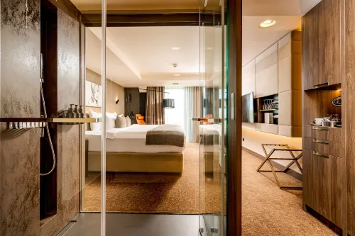 Kronwell Brasov Hotel Rooms Photos