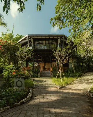 Grun Resort Uluwatu Mahlzeiten Photos