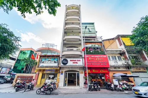 Collection O Madam Cuc Hotel Nổi bật Photos