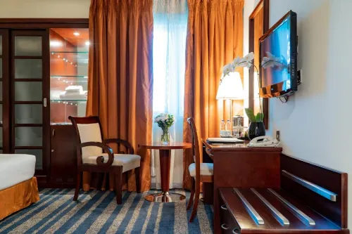 Al Ain Palace Hotel Abu Dhabi Rooms Photos