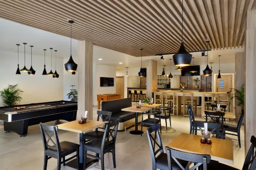 Cloud 7 Residence AlUla Dining Photos