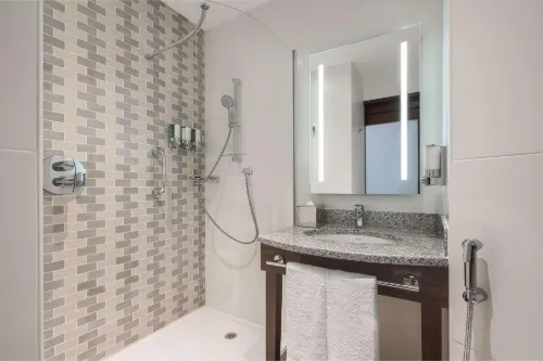 Hampton by Hilton Dubai Al Barsha Chambres Photos
