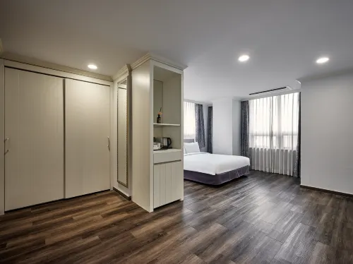 Ramada Hotel & Suites by Wyndham Seoul Namdaemun Rooms Photos