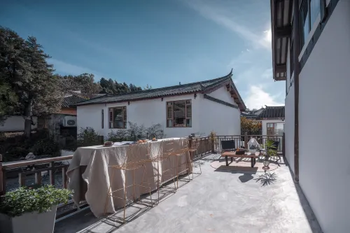 ‌CafeCoco Designer Hotel @ Peter Goullart's, Lijiang (Waterwheel) Ngoại thất Photos