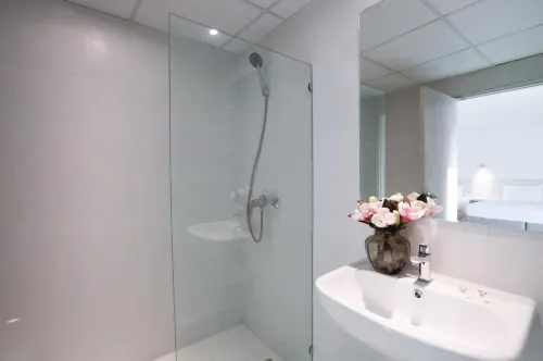 Prima House Pattaya Kamar Photos