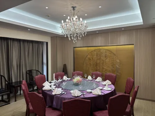 Baolong Hotel Dining Photos