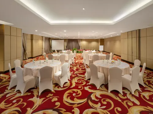 Grand City Hall Hotel Fasilitas Bisnis Photos