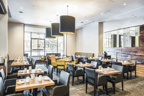 Hotel Bonaventure Montreal Dining Photos