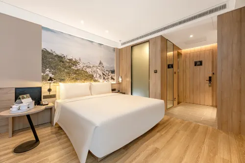 Atour Hotel (Baoji Administration Center, High-speed Railway South Station) Kamar Photos