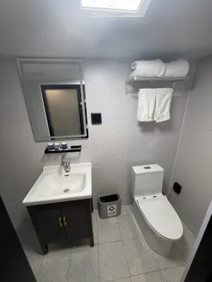 Beijing Xianglun She Hotel (Beijing Tiananmen Square Qianmen Pedestrian Street) Camere Photos