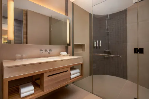 Le Méridien Phuket Mai Khao Beach Resort (Marriott International) Rooms Photos