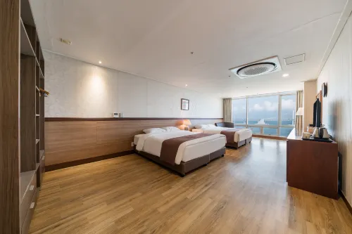 Homers Hotel Rooms Photos