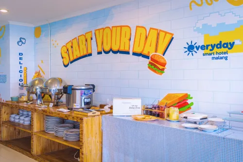 Everyday Smart Hotel Malang Restauration Photos