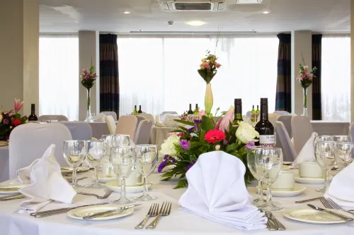 London Croydon Aerodrome Hotel, BW Signature Collection Business Facilities Photos