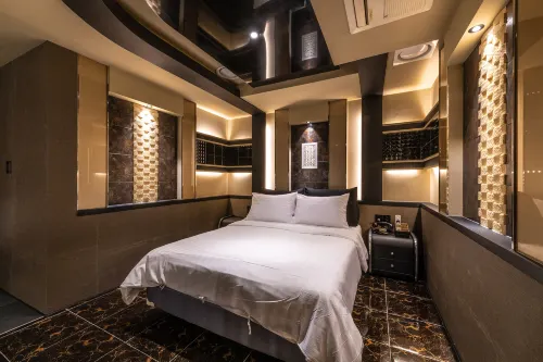 New Chonji Hotel Rooms Photos
