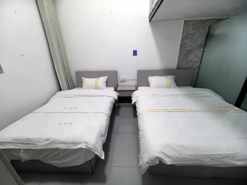 Hongrunxiang Hotel Rooms Photos