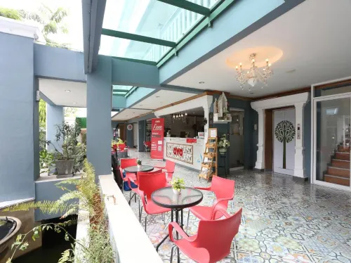 The Lilly Hotel Nära hotellet Photos