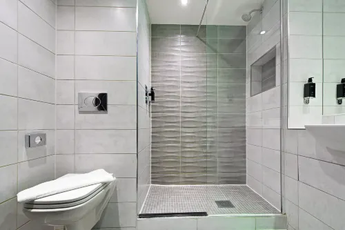 Roomzzz Nottingham City Camere Photos