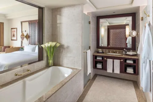 Shangri-La Al Husn, Muscat Rooms Photos