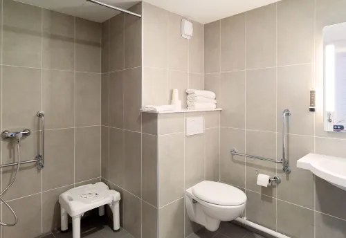 B&B Hotel Paris Clichy-Sous-Bois 3 étoiles Camere Photos