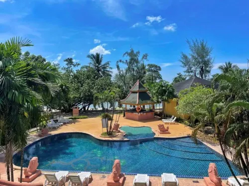 Coconut Beach Resort, Koh Chang Kamar Photos