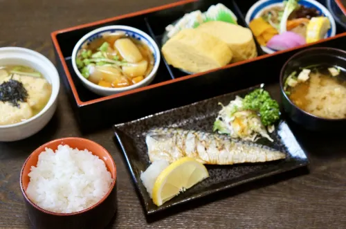 Oyado Tamayura Makanan Photos